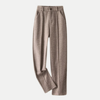 Calça Reta Noir Lumi