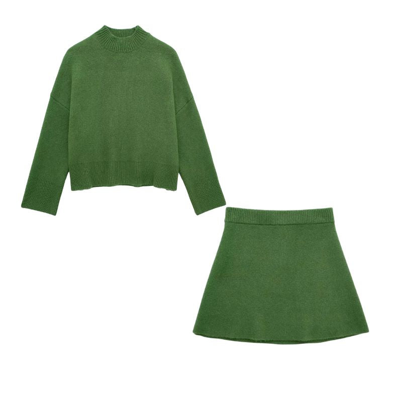 Conjunto de Tricot Blusa Manga Longa e Mini Saia