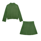 Conjunto de Tricot Blusa Manga Longa e Mini Saia