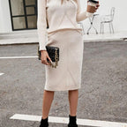 Conjunto de Tricot Manga Longa e Saia Midi